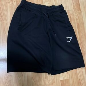 GYMSHARK SHORTS SIZE M